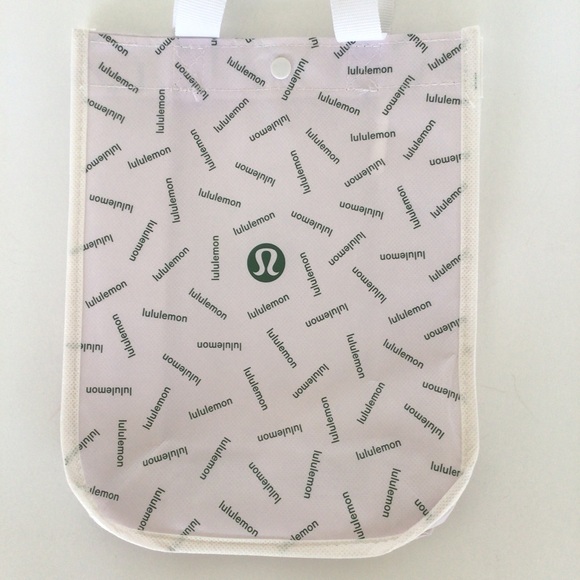 LULULEMON REUSABLE TOTE BAG HOLIDAY 2023 NEW - Picture 1 of 7